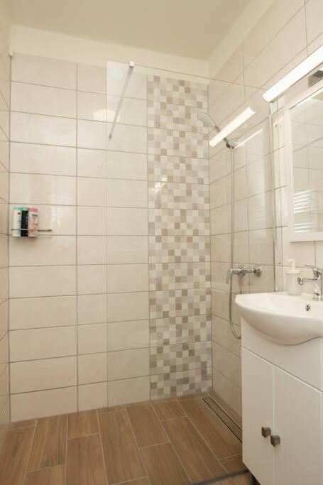 Petofi Family Apartman Debrecen Exterior foto